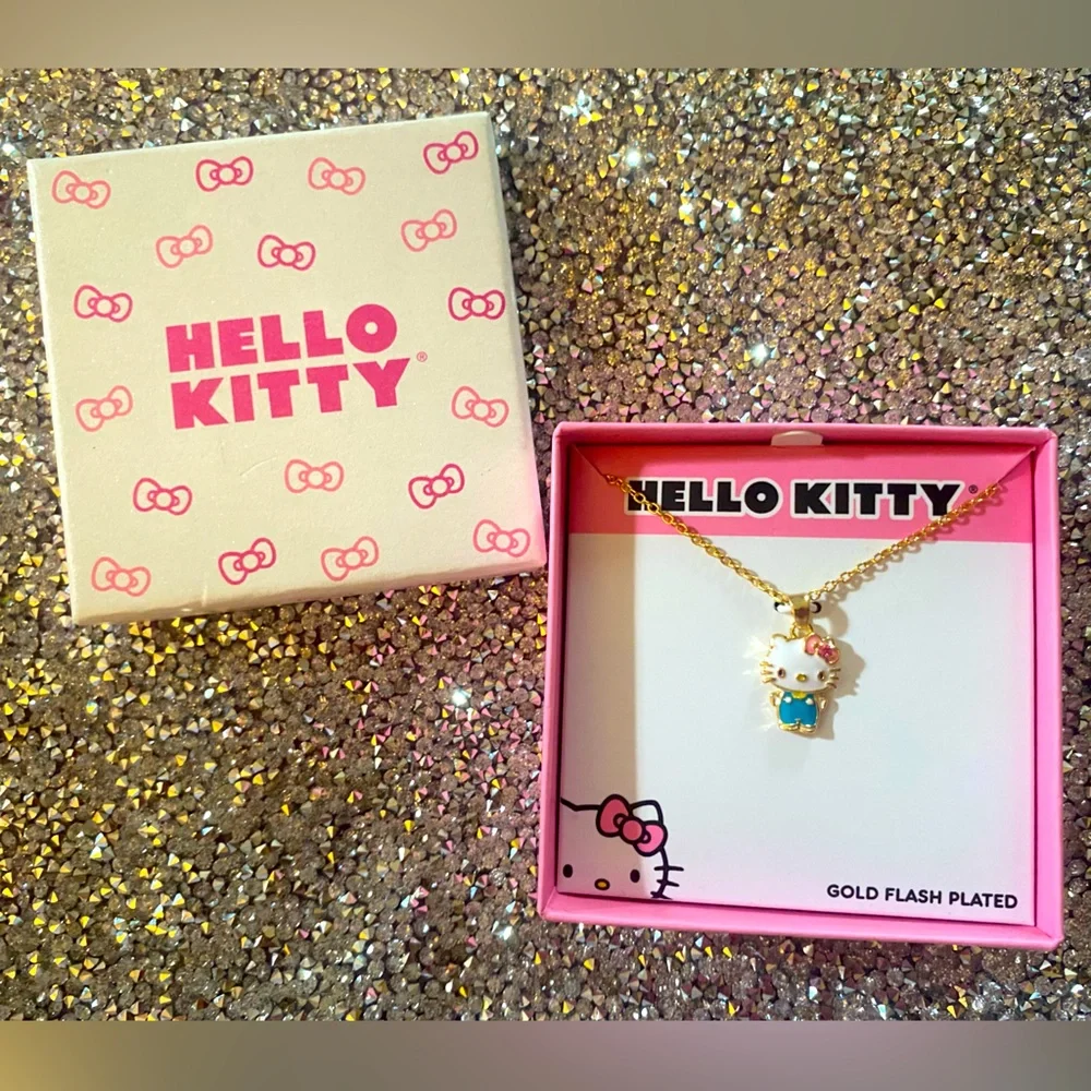 Hello Kitty Necklace - Picture 2 of 3